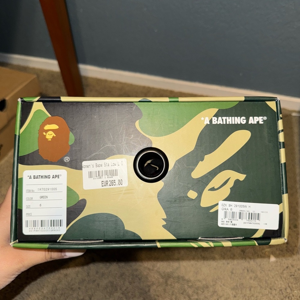 Bape Sta low 1 Green and Pink Sneakers